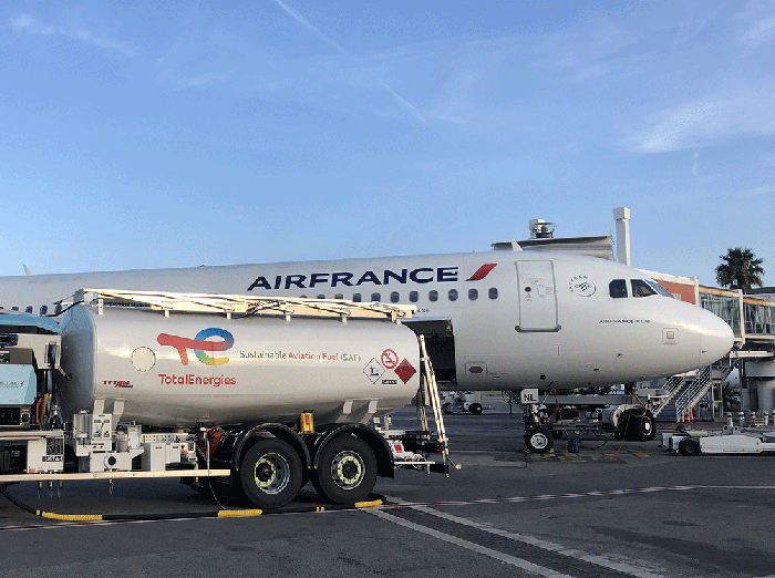 TotalEnergies et Air France-KLM signent un protocole d’accord sur la fourniture de carburant d’aviation durable pendant 10 ans - découvrir