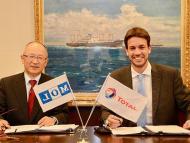 Total and Mitsui O.S.K. Lines sign a long-term charter contract for a pioneer Liquefied Natural Gas (LNG) bunker vessel
