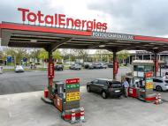 Compte tenu de la reprise du conflit au Moyen-Orient, TotalEnergies remet en place le plafonnement sur l'essence à 1,99 €/l dans toutes ses stations-service en France