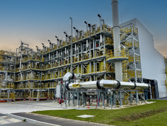 Recyclage des plastiques : TotalEnergies devient propriétaire à 100 % de l'usine de recyclage chimique de plastiques de Grandpuits