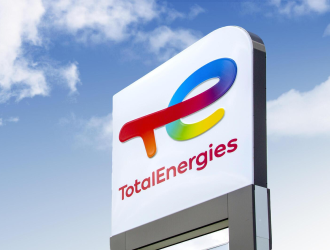 Service Stations in Europe: TotalEnergies Closes its Deals with Alimentation Couche-Tard for €3.4 billion*