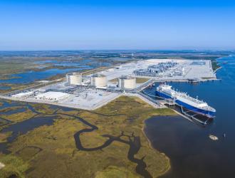 1er chargement du méthanier LNG Enterprise au terminal de liquéfaction Cameron LNG dans l'état de Louisiane