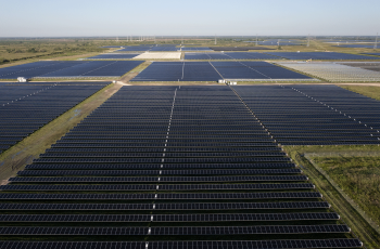 Renewables: TotalEnergies Starts Up its Largest Utility-Scale Solar Farms with Batteries in the United States