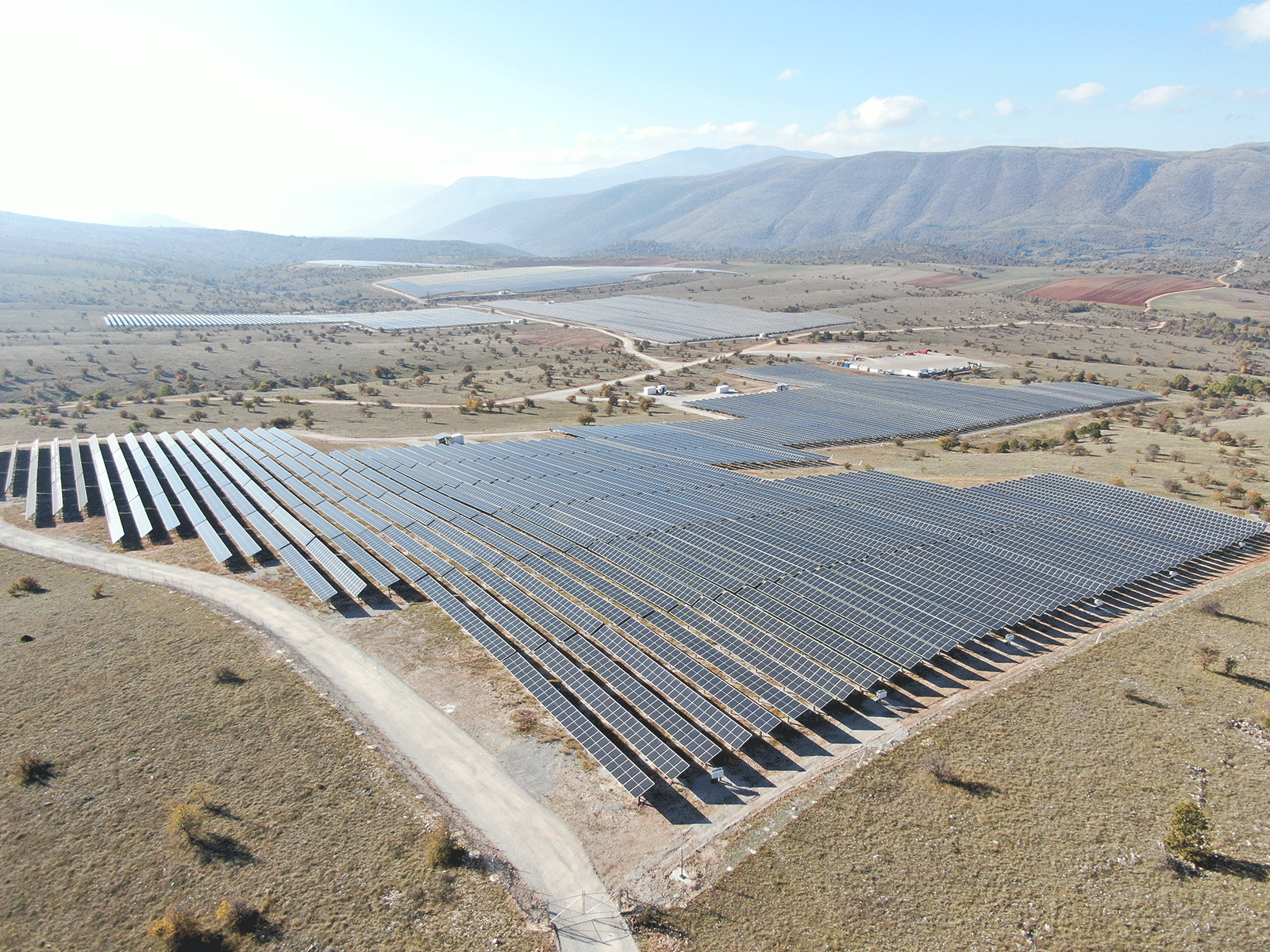 Renewables: TotalEnergies divests 50% of a 424 MW portfolio in Greece