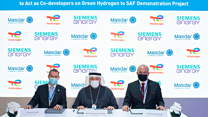 Francois Good, Senior Vice President, Refining and Petrochemicals Africa Middle East and Asia at TotalEnergies, Dietmar Siersdorfer, Managing Director Middle East and UAE, Siemens Energy, and Mohamed Jameel Al Ramahi, Chief Executive Officer of Masdar.